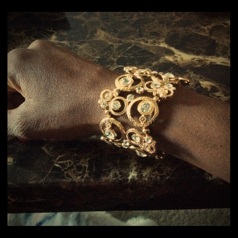 Woman’s bracelet